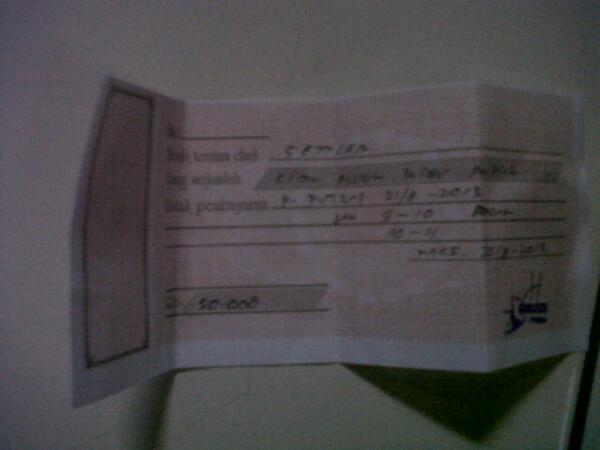 Jangan lupa teman teman futsal sebentar , jam : 20.00 at cornerfutsal