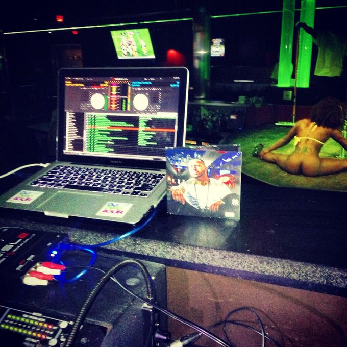 Turnt up at stadium tonight with @DJ2wo4our look what's in the background Lls 💰💴💰 #LilProblem #dj2wo4our<a class="tags" target="_blank" title="On Twitter" href="/?out=eyJ0eXAiOiJKV1QiLCJhbGciOiJIUzUxMiJ9.eyJpYXQiOjE3MjU3ODY4MjAsImlzcyI6InR3cG9ybnN0YXJzLmNvbSIsIm5iZiI6MTcyNTc4NjgyMCwiZXhwIjoxNzU3MzIyODIwLCJyZWRpcmVjdF91cmwiOiJodHRwczovL3R3aXR0ZXIuY29tL0RKMndvNG91ciJ9.UTkIPb_K9VqzA_wWeRtfvnjB-8iXSwApjXzLLJkj0Sp4Zn7FjbbZM_PbEcacI2HAEsrBfRiJhyTvx3jpM-p2Vg">@DJ2wo4our</a><a href="/tag/lilproblem"class="tags"><span>#lilproblem</span></a><a href="/tag/dj2wo4our"class="tags"><span>#dj2wo4our</span></a>