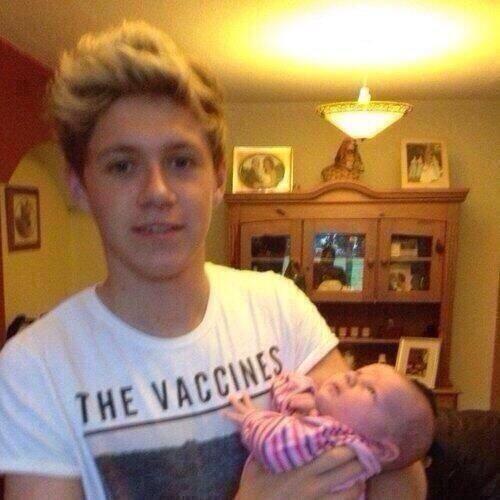 PezzEdwer's tweet photo. @dareal_lilcraic  You are So cute <3 http://t.co/pD16oODPil
