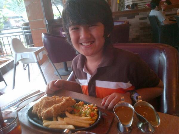 Sherlyn_Shavira's tweet image. &quot;@difaryansyah: Nyaammi.... Ada yg mau??? #WeChatID http://t.co/YpLCLo1ubX&quot;