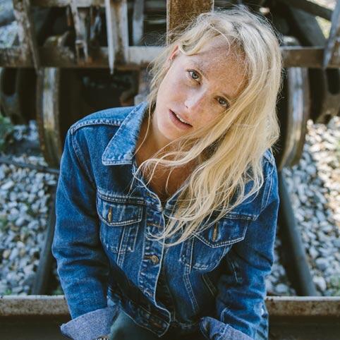 We speak to rock chick <a href="/lissiemusic/">Lissie Maurus</a> about music, lyrics and collaborating: uk.bazaar.com/1aqJjVo #music