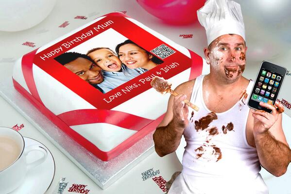 cakesnextday's tweet photo. @Fearnecotton @tyrone_wood would have sent a FREE video Qake for you..nxt time call http://t.co/GZD4k42AgE http://t.co/907Sv5S08k