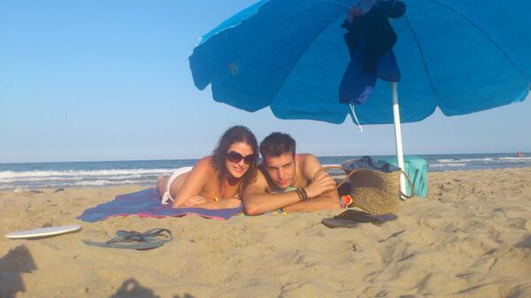 sario__17's tweet photo. Tarde de playita con @joakinetenight @carmen_archena http://t.co/A0ZFduqhB2