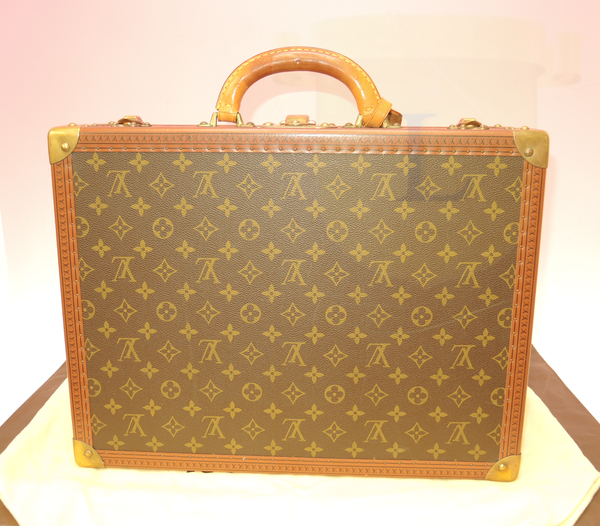 looksofluxury tweet picture
