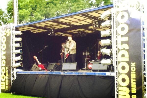 BenchthatRocked's tweet photo. Nice picture from Woodstock :) x http://t.co/SBSFu9YrrG