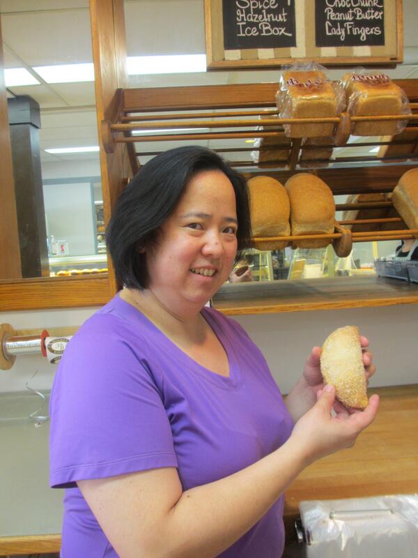 MooresBakery's tweet image. Today's Staff Pick comes from Sandy, one of the bakers. She loves the Apple Turnovers! #apple #MooresBakery