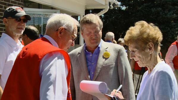 Submitted petition to City &amp; County of Broomfield today for mayor race! Thanks to 150 signers for your support.
