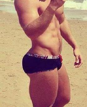 LustDesire's tweet photo. Its always sunny by the beach #gaypics http://t.co/k38Fjttgzt
