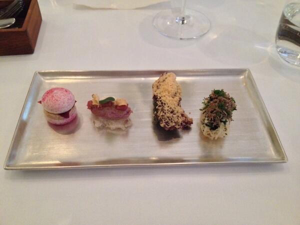 charmijan's tweet image. “@AleFloresN: X si no podían dormir, ayer tuve una de las mejores cenas de mi vida en #frantzén en Estocolmo http://t.co/mgkh8OVn2u”/wowww