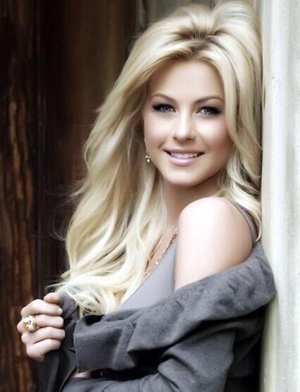 FemaIeCrushes's tweet photo. Julianne Hough http://t.co/7xlKcvq7I3