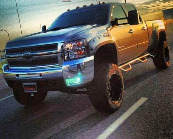 _LiftedTrucks_'s tweet photo. #Chevy http://t.co/3wdSXv2VVn