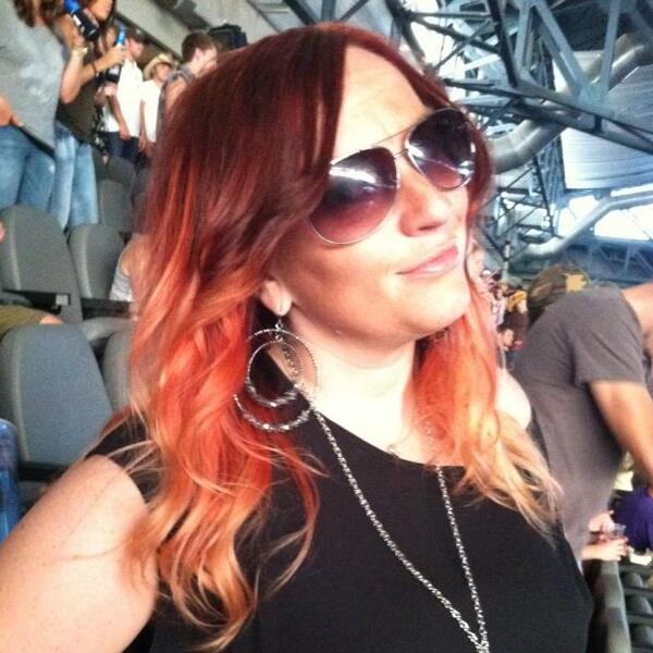 HamtownPrincess's tweet photo. Creepin'...love me some @ericchurch ! http://t.co/X2ZsH6dLqx