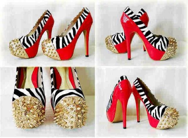 PADMABEE_Shop's tweet photo. IDR 650.000.-
Ready size 35-39
Heels 15cm
Bisa custom up size or up heels http://t.co/5FPXQnoFNI