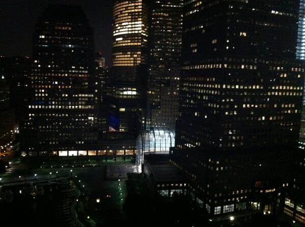 AutierTom's tweet photo. ByeBye#NewYork http://t.co/o5HMMXG8X2