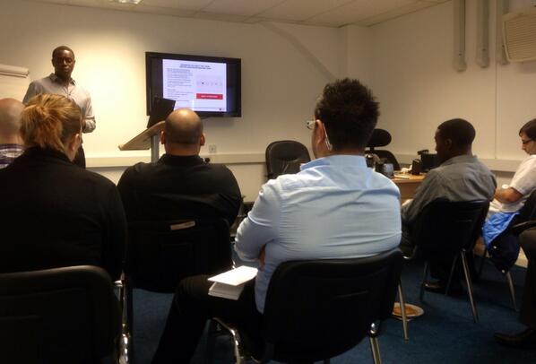 iiLatestNews's tweet photo. Folarin Eniton, #RedHat specialist at ii gives the team an overview of Red Hat Enterprise Virtualization 3.2 http://t.co/1DWVVcHs8B
