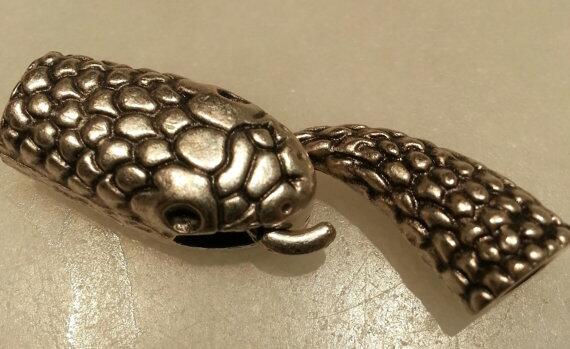 Silverpark2's tweet image. 1 pcs cobra leather clasps etsy.me/15WbmUO @Etsy