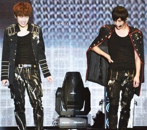SevenDwarf_TH's tweet photo. 130818 2Kim One Great Step In Hong Kong [© KIM TT ] http://t.co/syTCPcOIKC