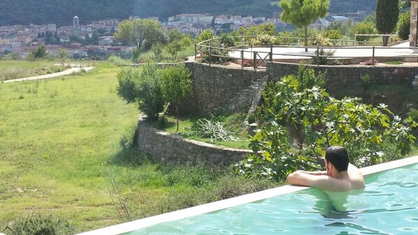 pristurpedu's tweet photo. Contemplant el nostre poble @benytana #amer #nipic #masiadamer http://t.co/ftC8xQFkXJ