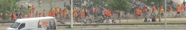 ehvgazet's tweet image. Soort van March of Madness met studenten trekt naar de binnenstad. En het houdt maar niet op....  #intro040