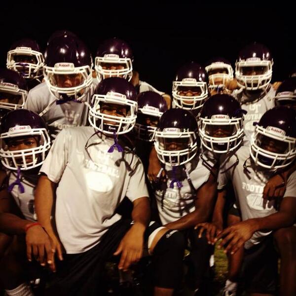 kwtx's tweet photo. The Trojan football boys being tough #spiritweek13 http://t.co/LiBuxSZVCH