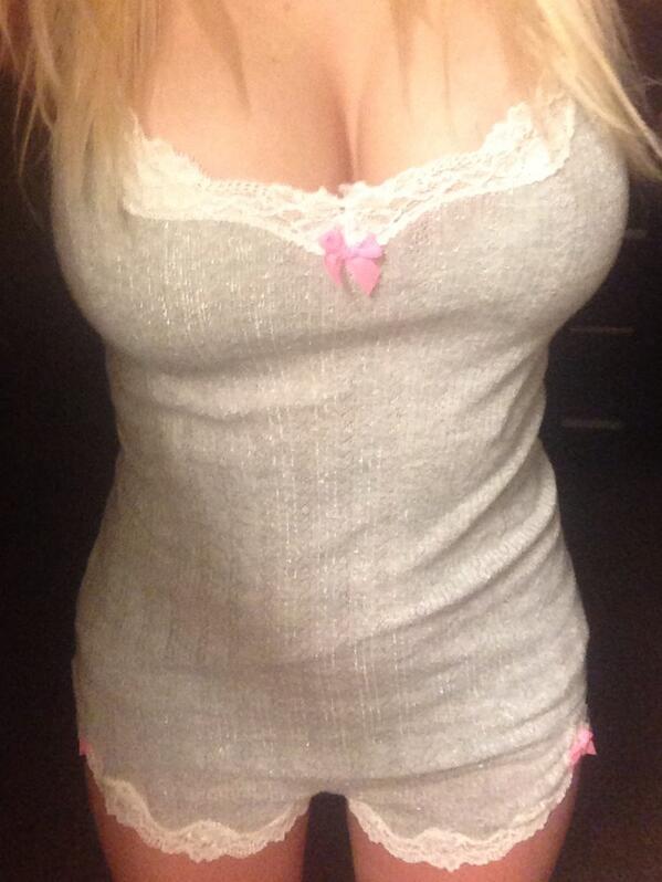 KristyMadeLV's tweet photo. Night http://t.co/OQRMTiplra