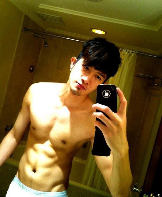 aryarta1's tweet photo. PERFECT 1 MAN: UNKNOWN http://t.co/hKUSeA9T3S http://t.co/fEYtFZL4nU
