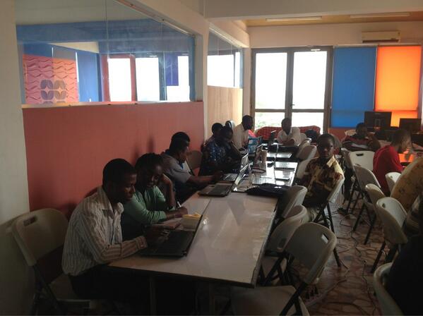 PythonGhana's tweet image. Training continues after lunch. #PATGhana