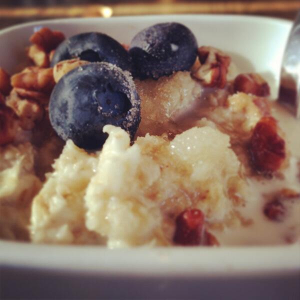 thetallshot's tweet image. @derekwebb if this will suffice, I would be willing to share. #OatmealGoodness