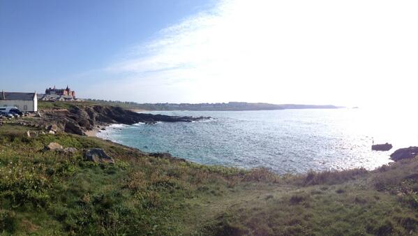 jmbaconn's tweet photo. Fistral beach Newquay this afternoon http://t.co/GVnkWFNyDk