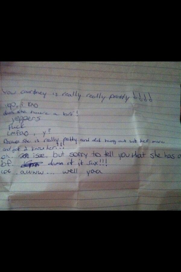 courtneybetts's tweet image. Deanna unearthing glorious insights into our teenage lives #tbt #notepassing #lol @deannachall