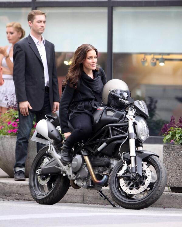Helena Descou On Twitter Piperperabo Justmenoem This Is The Real Annie Walker More Aggresive With Boots And Motorcycle Http T Co Zv1vjqwrjw Do You Agree Piper Twitter Helena Descou On Twitter Piperperabo Justmenoem This Is The Real Annie Walker More Aggresive With Boots And Motorcycle Http T Co Zv1vjqwrjw Do You Agree Piper Twitter