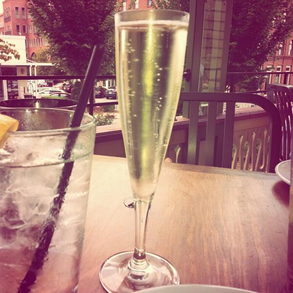lewisccea's tweet photo. @TRLEW3  Cheers! http://t.co/QxWX6gisv9