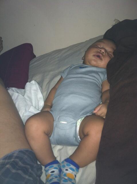 Big_bootylady's tweet photo. Mi bebe is so big for 1month and 3weeks 💙 http://t.co/ZkzZDXGPtT