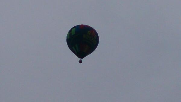 balloonhunterrj's tweet photo. De #PHWBQ van Rob Wiegers boven zoelen http://t.co/qzHhbepKUo