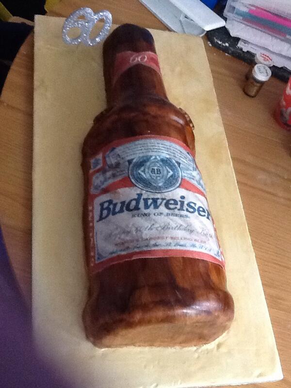 Archie2010Sarah's tweet image. Budweiser cake