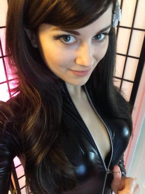 Excited for #princes @Ellie_Idol! Her #birthday is this Saturday! #Spoil her now! http://t.co/0iDFcZXLuL<a href="/tag/princes"class="tags">#princes</a><a class="tags" href="/tag/ellie_idol">@ellie_idol</a><a href="/tag/birthday"class="tags">#birthday</a><a href="/tag/spoil"class="tags"><span>#spoil</span></a>