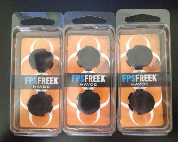 FaZeApex's tweet image. RT for a chance to win 1/3 pairs of @KontrolFreek Havocs! Must be flowing. Winners picked Sunday @ noon PST.