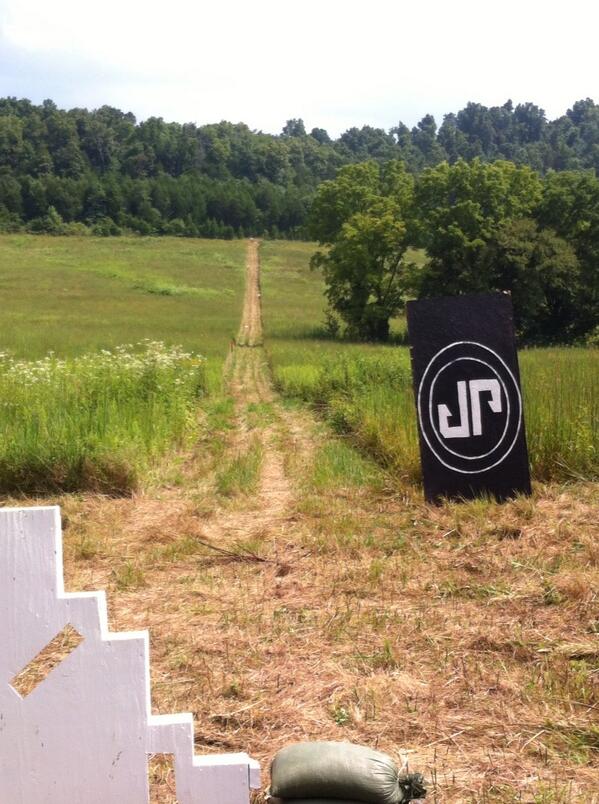 jimsaunders's tweet photo. If u r shooting the #rockcastle #ar15.com #proam check out the @JPRifles side stage http://t.co/17hfe0ilJN