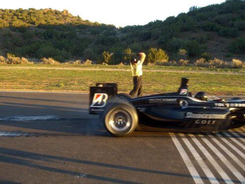 GrupoFAZIO's tweet photo. Interesante carrera. ¿Quién gana? http://t.co/dyugkOqpxZ