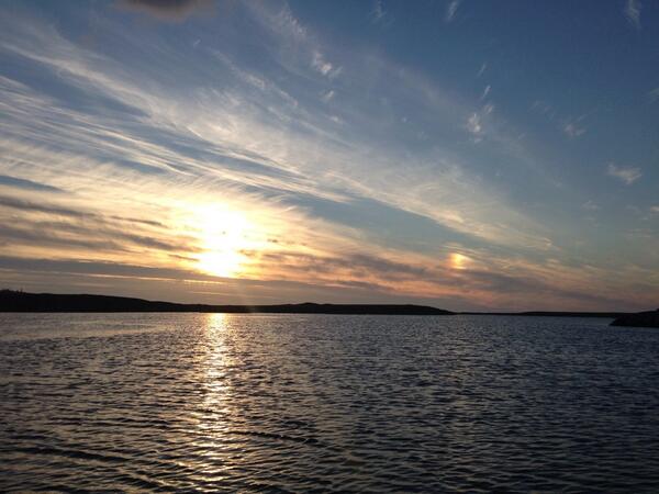 hebjeweller's tweet photo. Sun setting over Loch Bee South Uist #Hebridean #light stunning it will take your breath away #visit #Scotland http://t.co/w1zPqMIJ7x