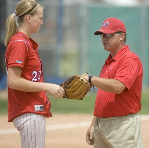MVTcoaches's tweet photo. Coach Roberts had a tuff time coaching softball. Lets see if he can pull together as freshman baseball coach #fail http://t.co/mw4y5ubEI4