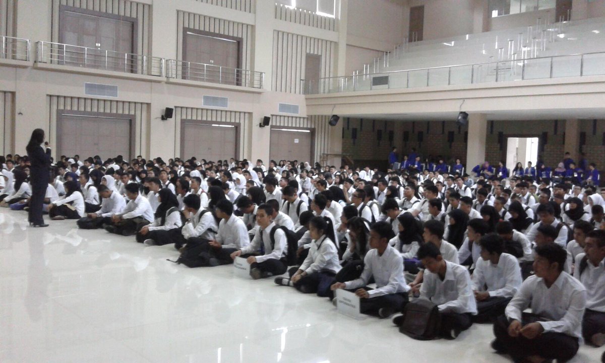 PolicaltexRiau's tweet image. Selamat datang calon generasi 13 ;)