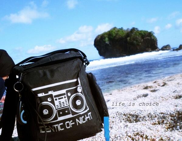 Ini dari drummer [IDENTIC OF NIGHT] nihh :D