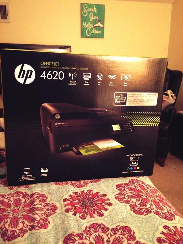 Sarahjunexoxo's tweet image. I feel so tech savvy😛 #wifiprinter