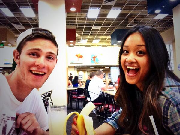 richellexxann's tweet image. Reunited with my bff from orientation 👯 #firstdinner #unr