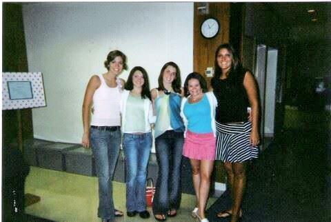 stephybell03's tweet photo. #tbt Jamaica Shaka! SMC class of 2007 🍀 http://t.co/6mqtgJArQo