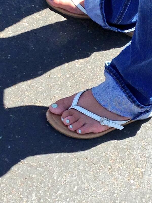 Cute feet😍😛