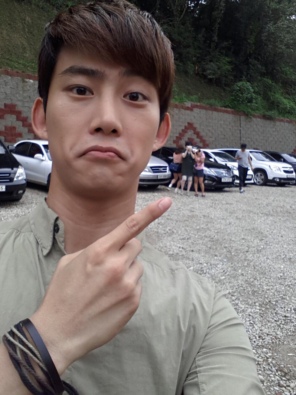 BSUxw4aCIAAmAJt.jpg:large