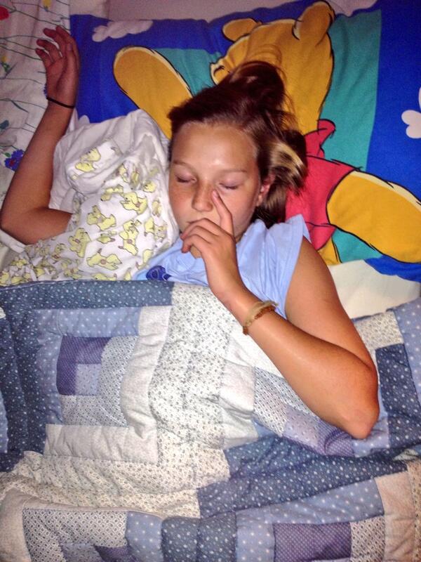 When you find your little sister sound asleep in mom's bed >>>  #pleasedontgrowup