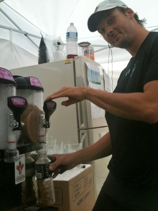 Apu &amp; #ParfMart officially have some competition. Slush &amp; #BaseCamp is pumping out liquid gold at #WRC <a href="/RowingBoss/">M</a>